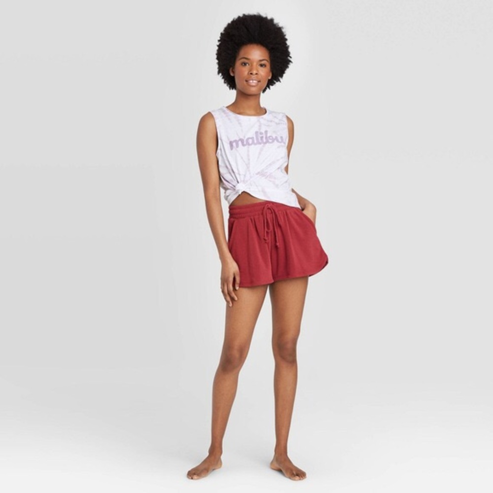 Colsie Graphic Crop Top Tank Top | Purple Tie Dye